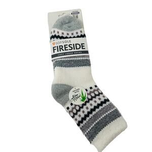 NEW! Sofsole Fireside Cozy Lodge Socks Infused w Aloe Fair Isle Gray Women 5-10